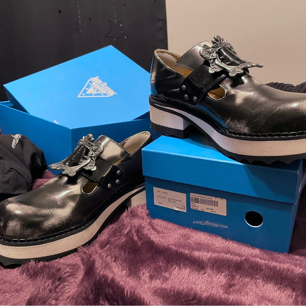 John Fluevog Asta Loafers in Women’s s.10